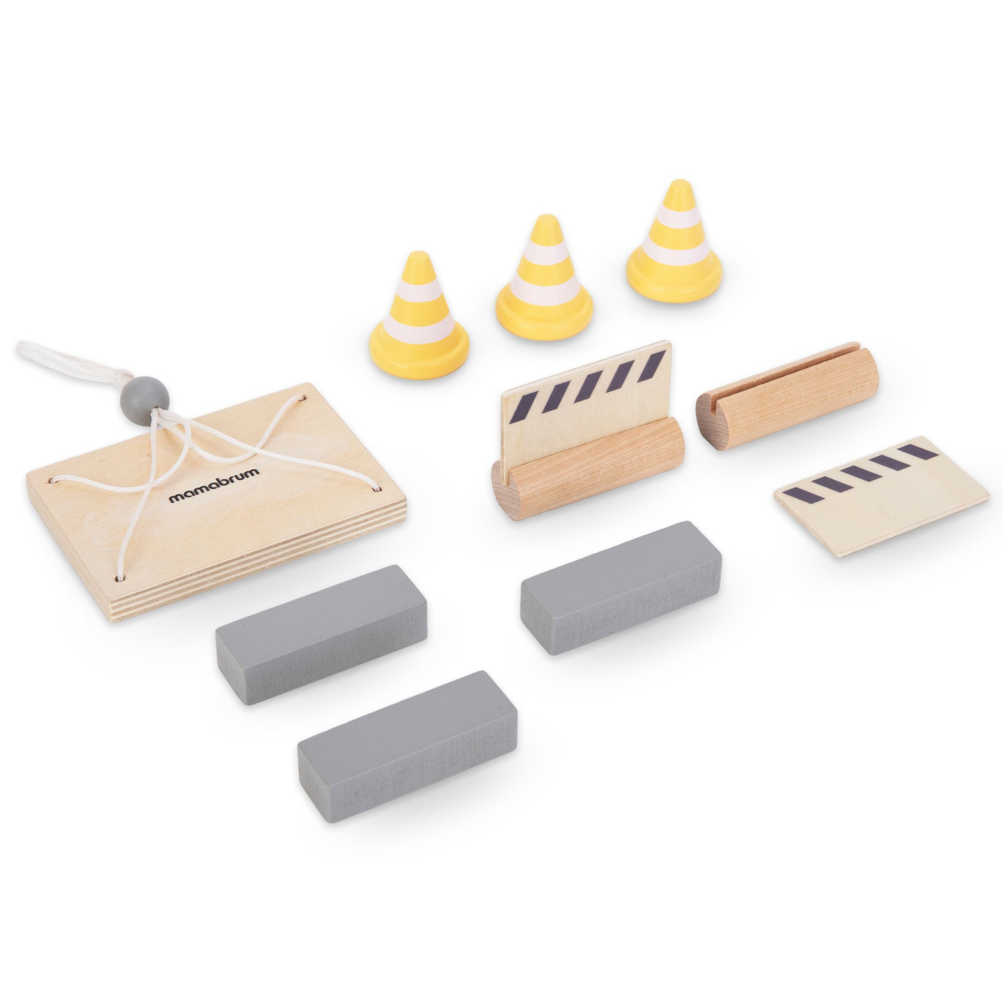 Drveno gradilište s velikim pokretnim kranom i vozilima, toranjski kran