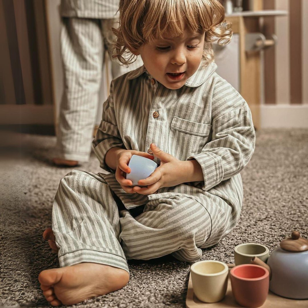 Drveni set za čaj s poslužavnikom - 7 elemenata