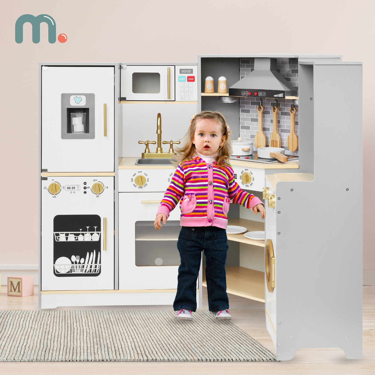 Drvena, interaktivna XXXL kuhinja s LED rasvjetom, napom i priborom