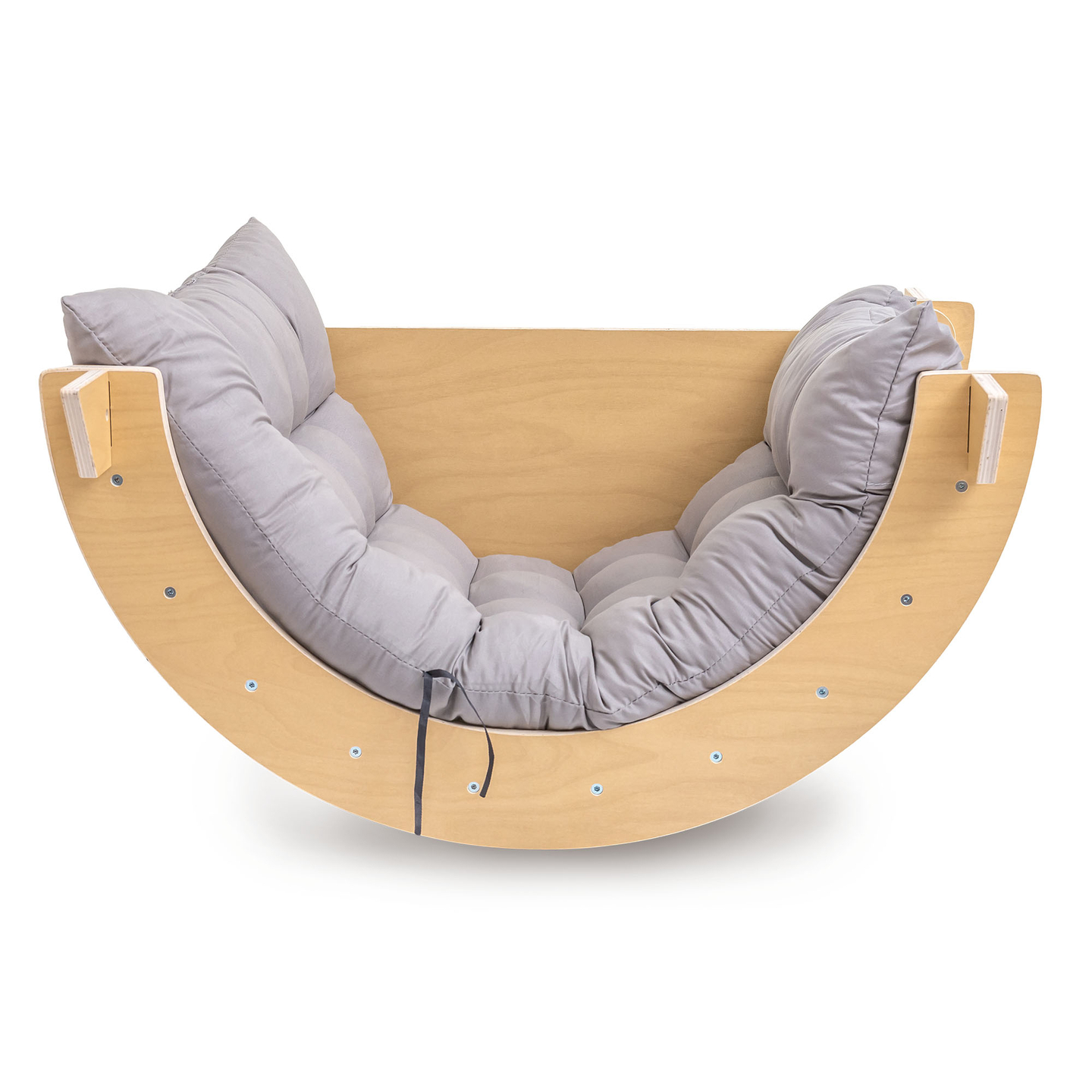 Drveno unutarnje igralište za djecu - zid za penjanje, tobogan, luk/ljuljačka za penjanje i Piklerov trokut