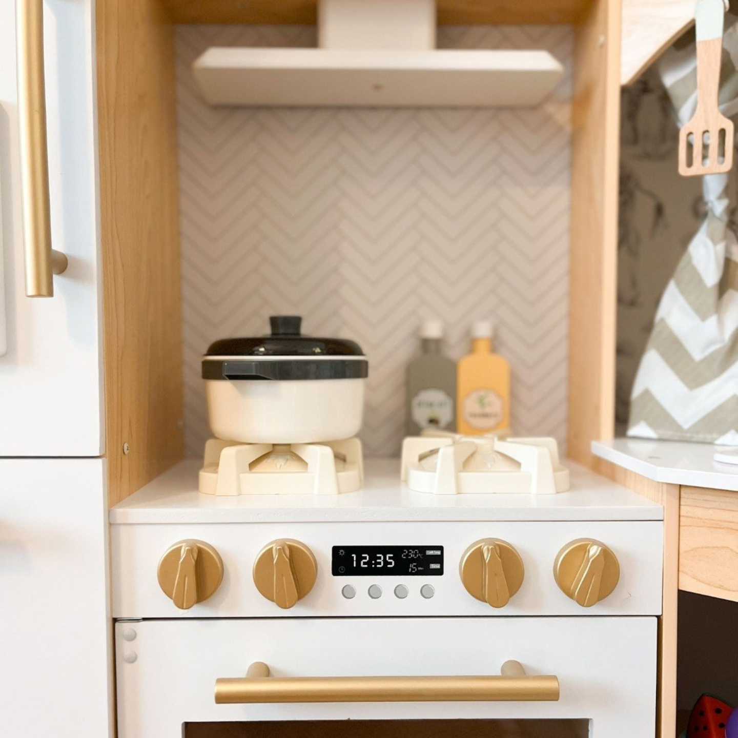 Velika, drvena XXXXL interaktivna kuhinja s LED rasvjetom, perilicom rublja, mikrovalnom pećnicom, aparatom za kavu i setom povrća i voća - 50 elemenata