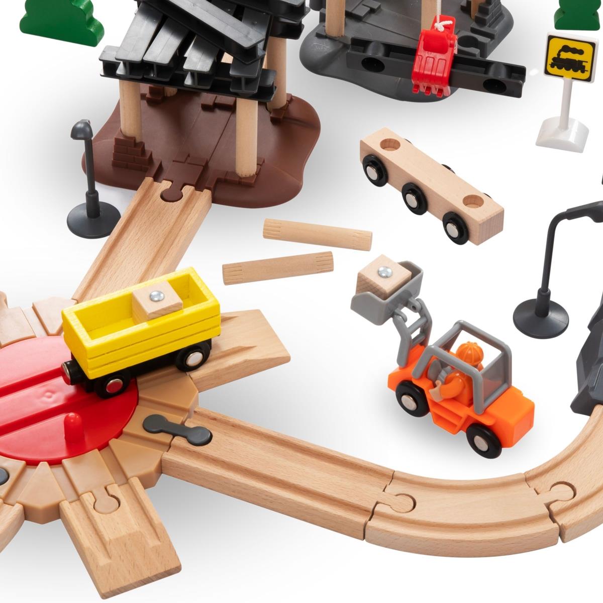 Drvena željeznica, vlak na baterije - Grad: tračnice, automobili, most, aerodrom