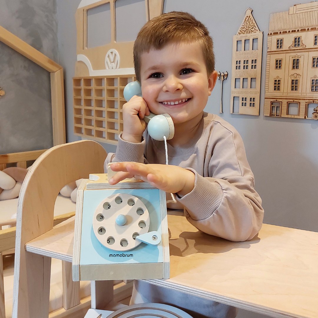 Drveni retro telefon - mint