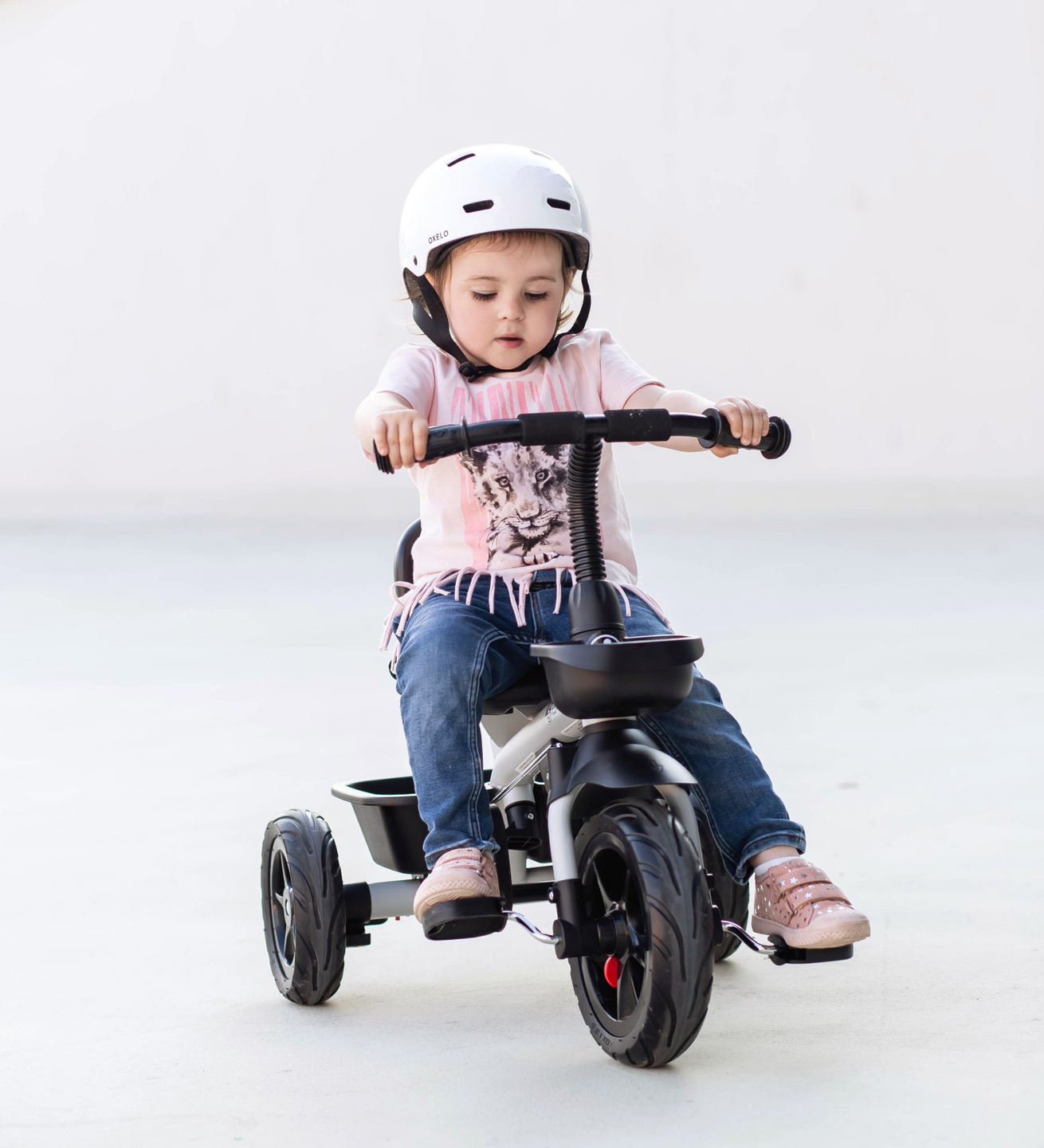 HyperMotion TOBI VECTOR tricikl - trajno napumpani kotači + potiskivač. Boja: svijetlo siva.