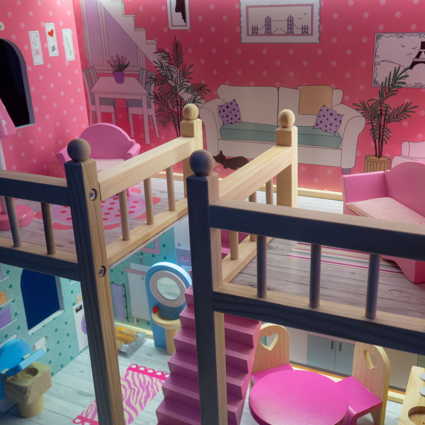 Velika drvena kućica za lutke na 3 kata s terasom, kompletom namještaja i LED rasvjetom!