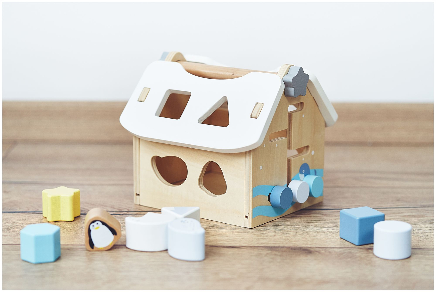 Sorter - drvena edukativna kućica s kockama