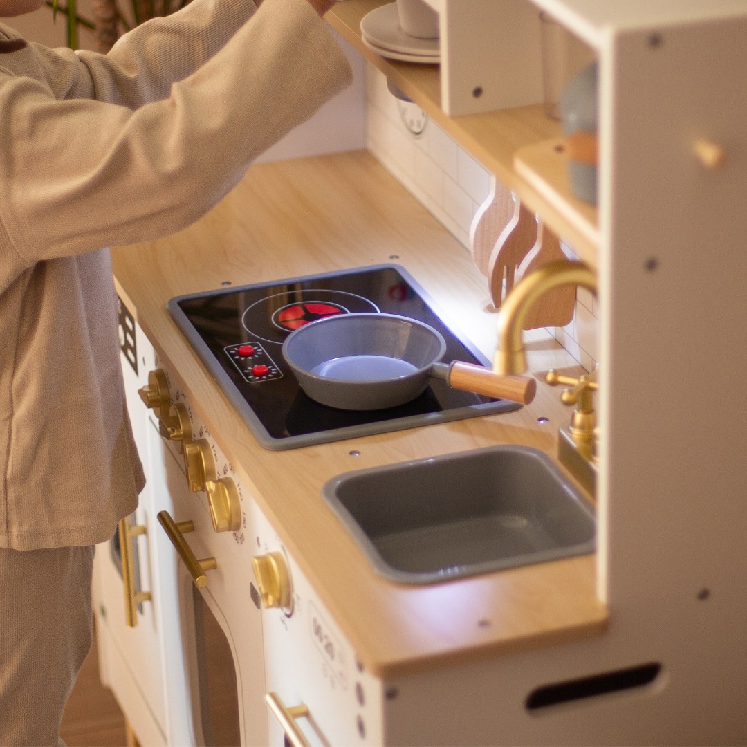 Interaktivna XXL drvena kuhinja s dodacima i LED rasvjetom - dvoetažna