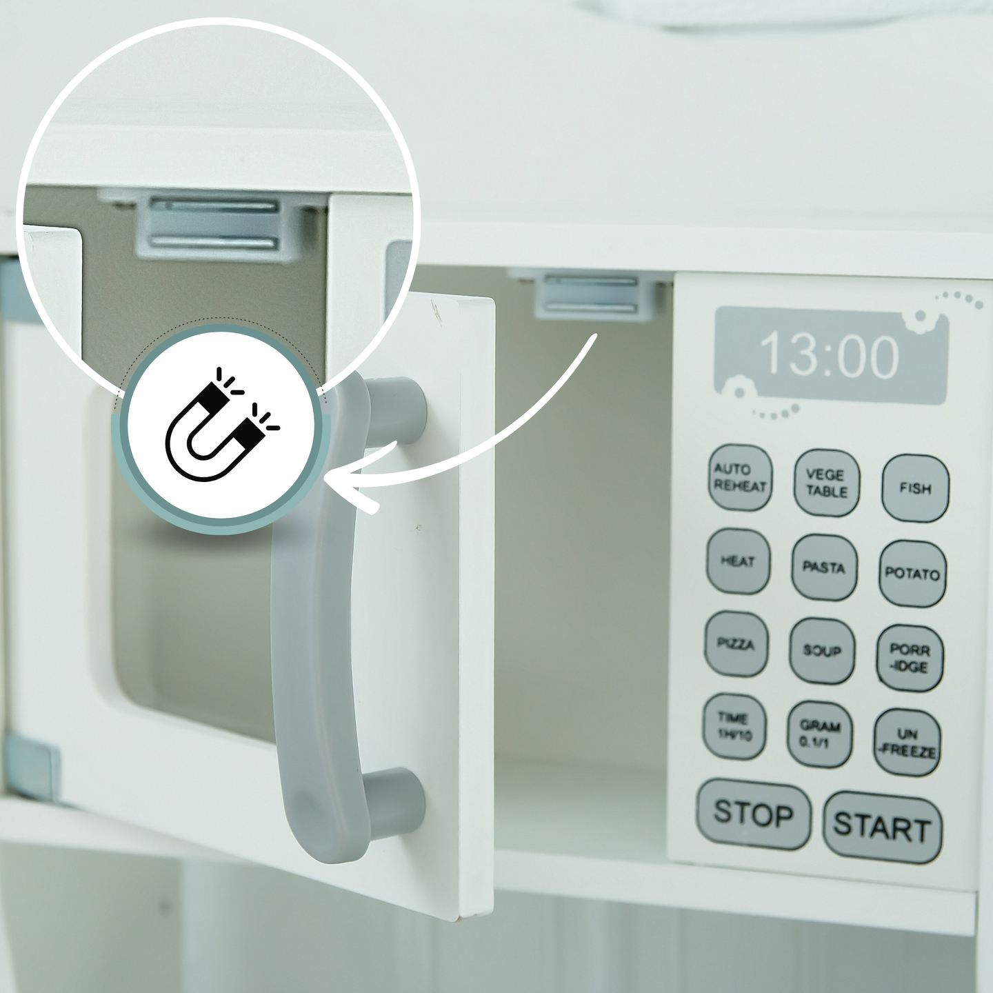 Drvena kuhinja za djecu s mikrovalnom pećnicom