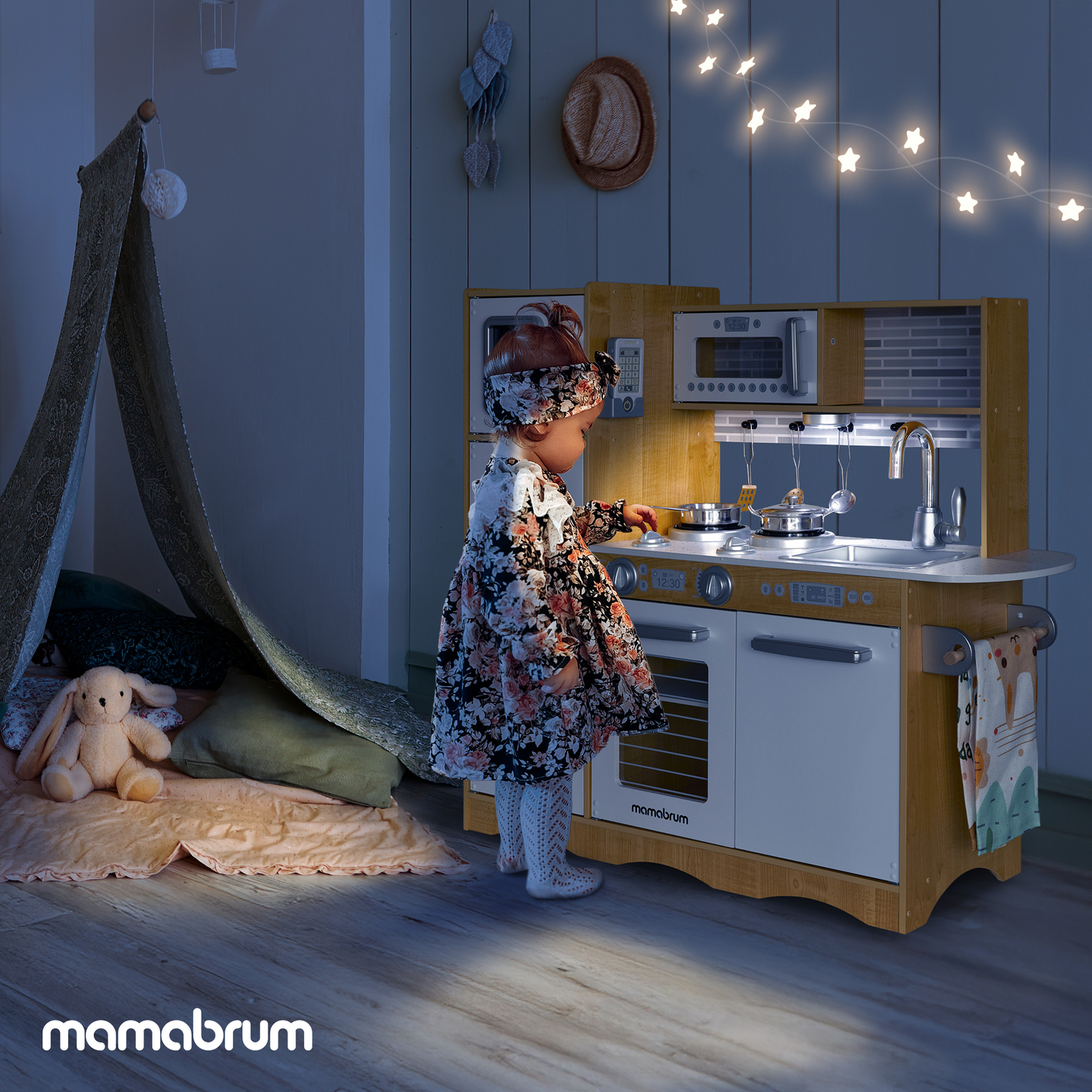 XXL drvena kuhinja s LED rasvjetom, pregačom i priborom