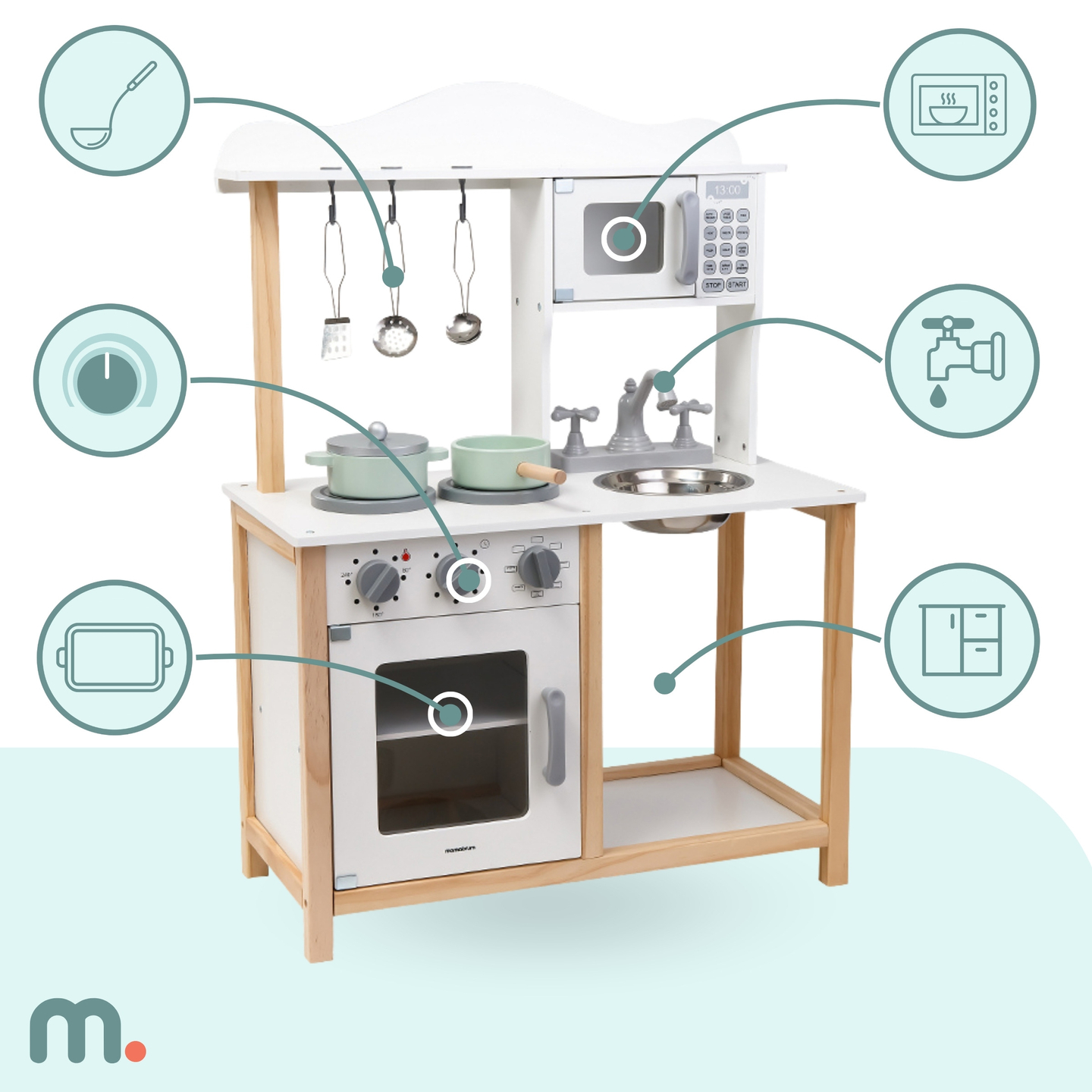 Drvena kuhinja za djecu s mikrovalnom pećnicom