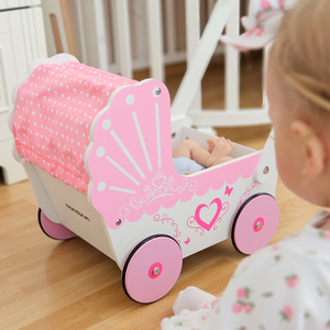 Drvena kolica za lutke